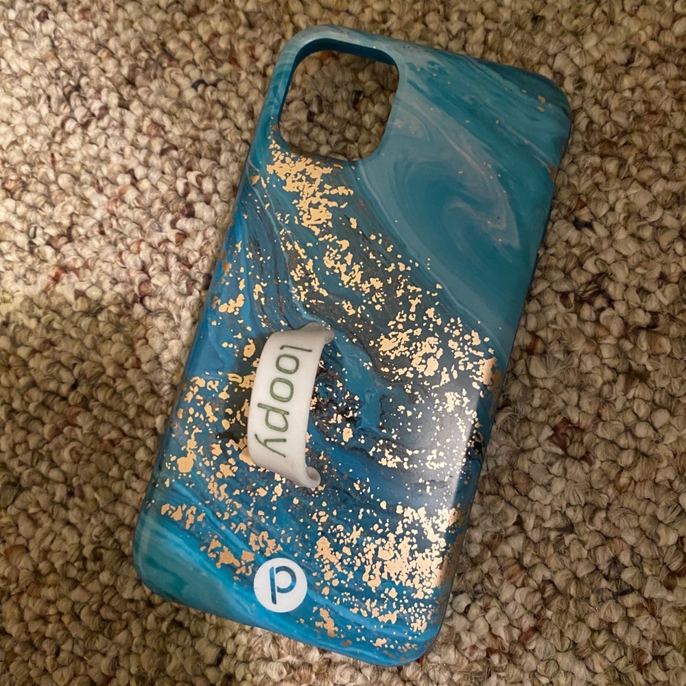iPhone 11 Loopy Case